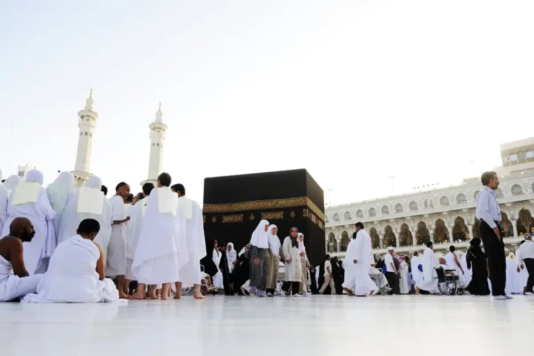 تفسير حلم الطواف حول الكعبة للمتزوجه
